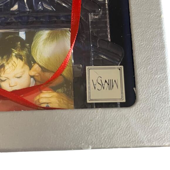 NEW Mikasa Winter Magic Chalet Photo Frame Ornament 3" Lead Crystal Germany - Picture 5 of 6